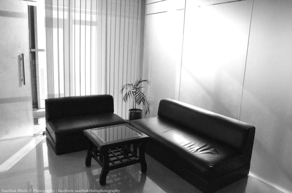 Hotel Star Inn Ganganagar Bagian luar foto