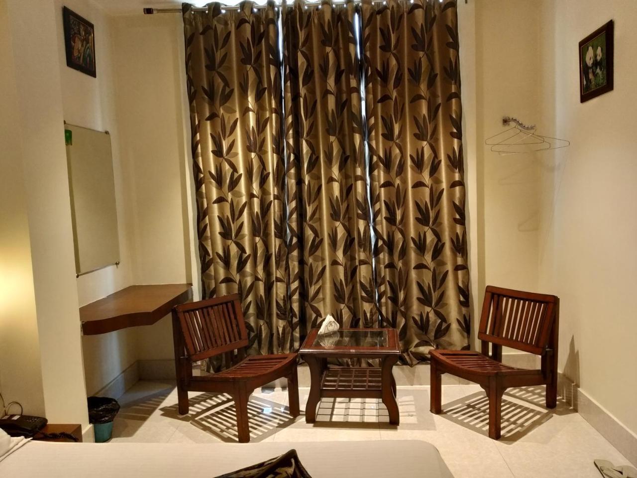 Hotel Star Inn Ganganagar Bagian luar foto