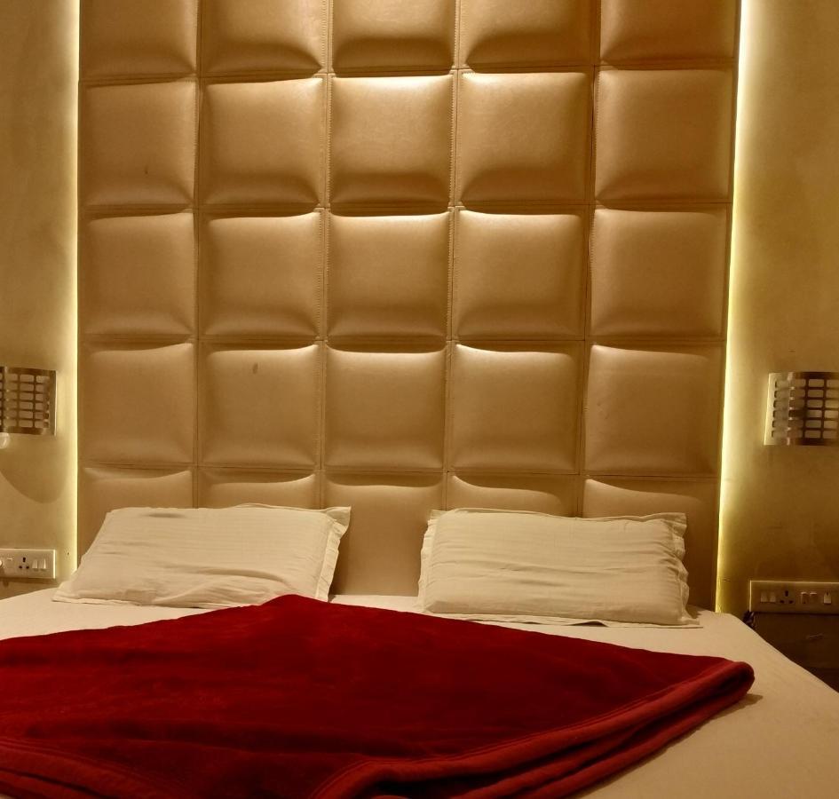 Hotel Star Inn Ganganagar Bagian luar foto