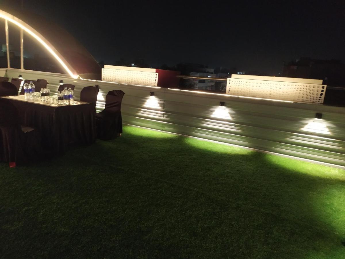 Hotel Star Inn Ganganagar Bagian luar foto