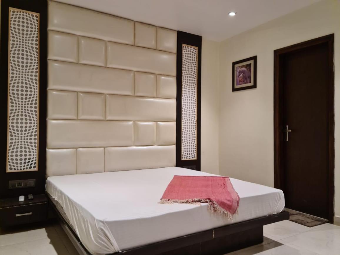Hotel Star Inn Ganganagar Bagian luar foto